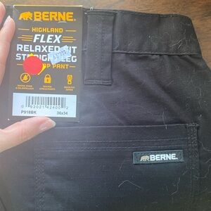 NWT men’s 36x34 black BERNE highland long pants